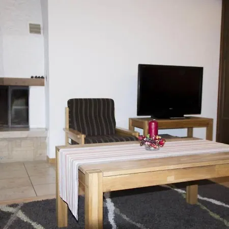 Etzel Apartment *