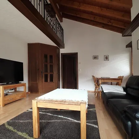 Etzel Apartment *